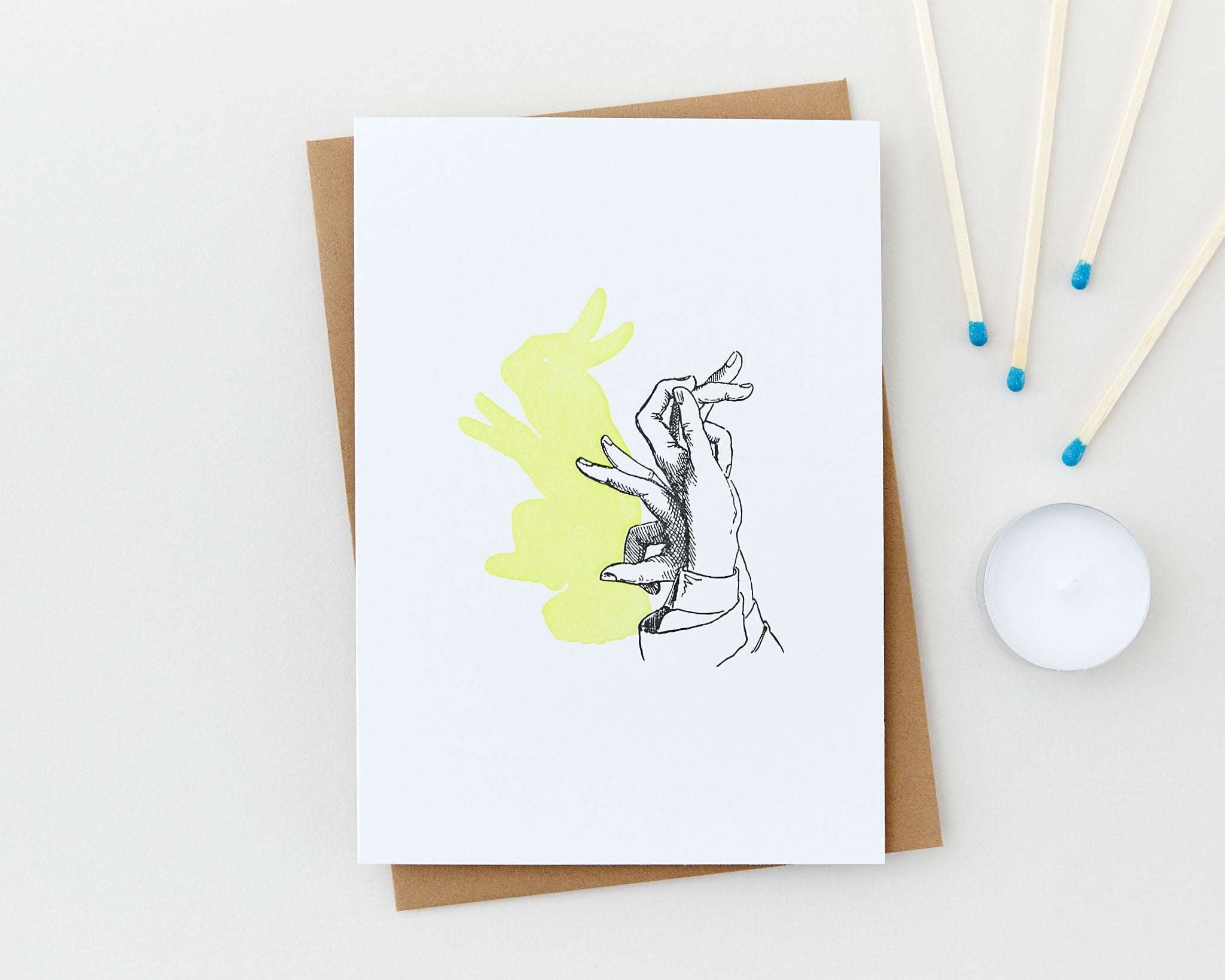 Handgefertigte Grusskarte mit Motiv Schattenspiel „Hase“